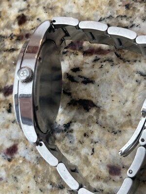Victorinox Swiss Army Alliance Large watch model 241322 Stainless