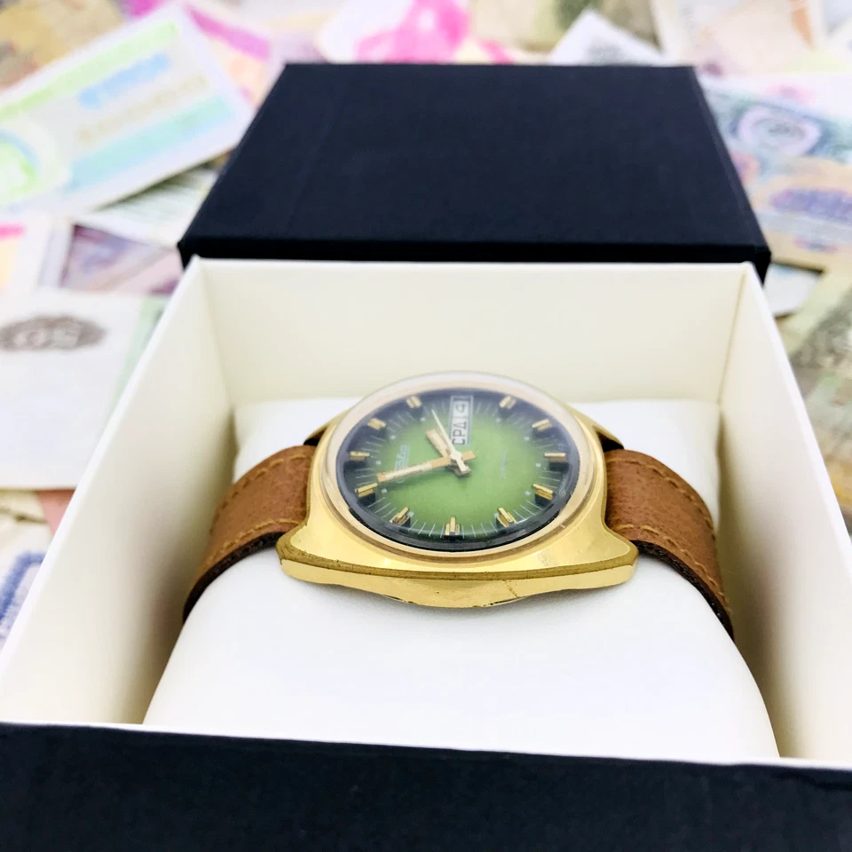 ⚙️ Rare Vintage Slava Classic USSR Soviet 1978s Wrist Watch 2427 Service 🛠 - Image 3 of 4