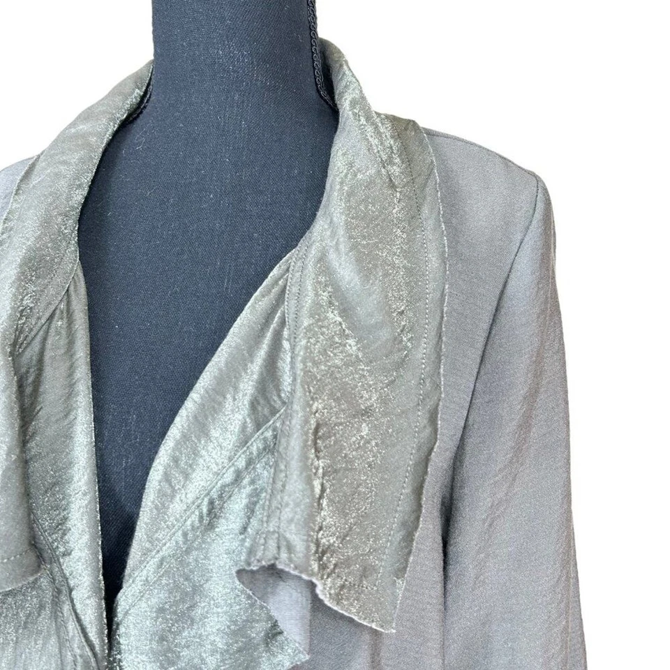 Chaqueta corta para mujer Simply Vera gris verde tela rayón brillante talla L Foto 3 de 4