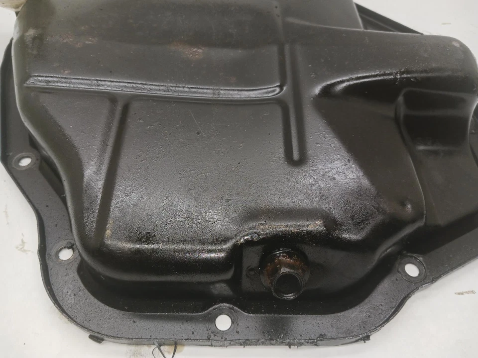'13-'21 NISSAN NV200 lower Oil Pan OEM 6 Month Warranty! - Image 4 of 4