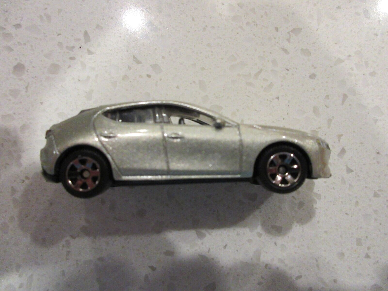 Picture 4 of 5