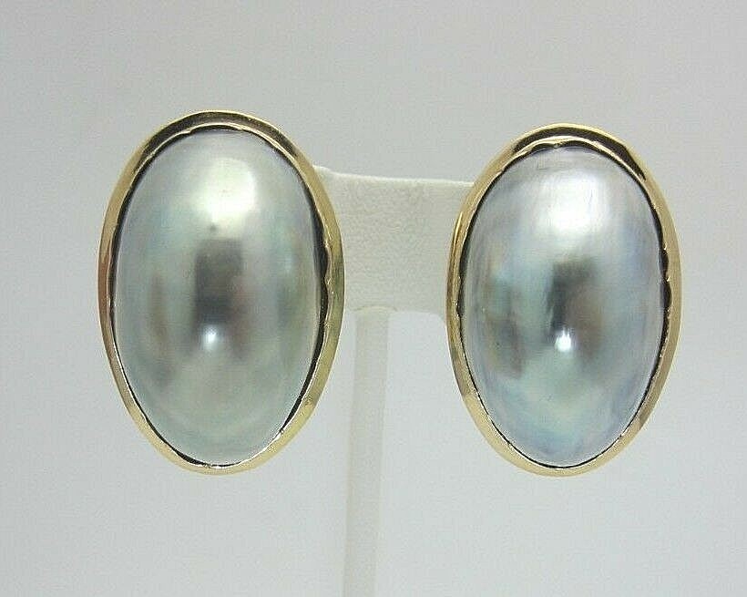 Vintage 18K Yellow Gold and Silver Mabe Pearl Snail Earrings 28