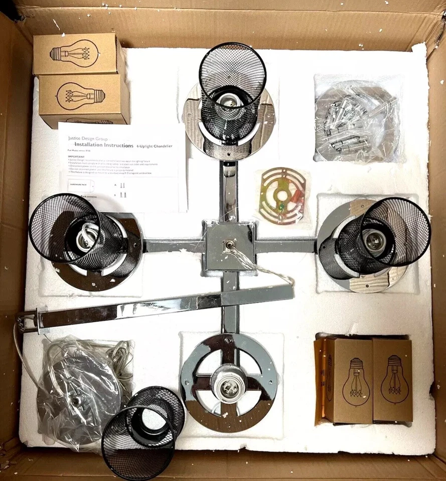 Metropolis 4-Light Chandelier Polished Chrome Wire Mesh Shades - Imagem 2 de 4