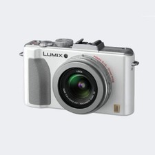 Panasonic LUMIX DMC-LX5 fotocamera digitale compatta testata dal Giappone