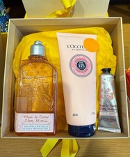 L’Occitane Cherry Blossom Gift Set (Bath&Shower Gel,Rich Body Lotion,Hand Cream)