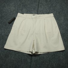 NWT Banana Republic Pleated Front Short Womens 12 Ivory High Rise Comfort Pocket