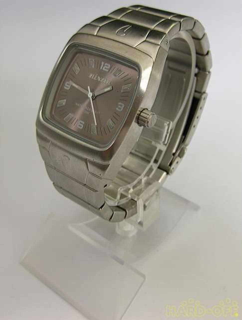 Nixon 7I Mens Quartz Analog Watch with Date Display