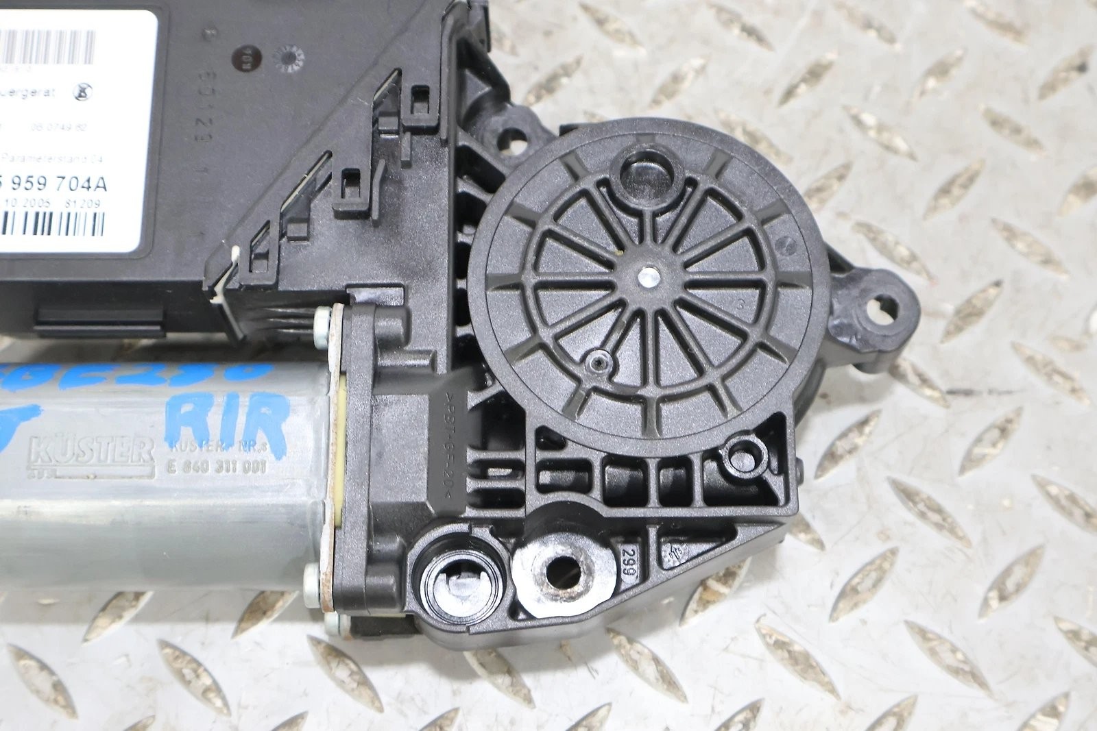 06-12 Bentley Flying Spur Rear Right RH Window Motor (3W5959704A) Tested