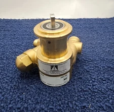Procon 10934: Standex Brass Rotary Vane Pump 3/8" 250 PSI