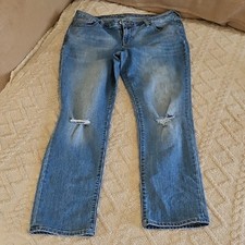 Old Navy Light Blue Distressed Boyfriend Straight Leg Jeans Size 10
