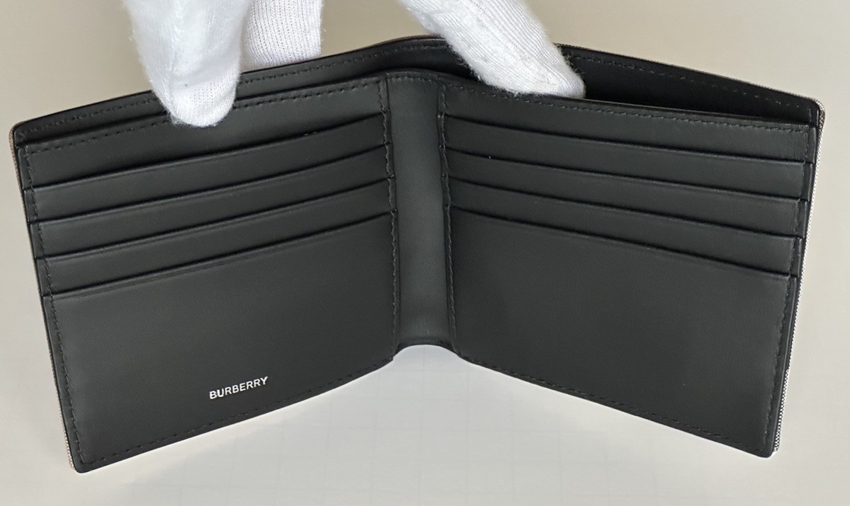 やまこめ様 新品 BURBERRY MONEY CLIP WALLET s-l1200.jpg