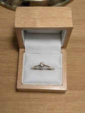 Vintage 18 CT Gold and Platinum Solitaire Brilliant Cut Diamond Ring Size S