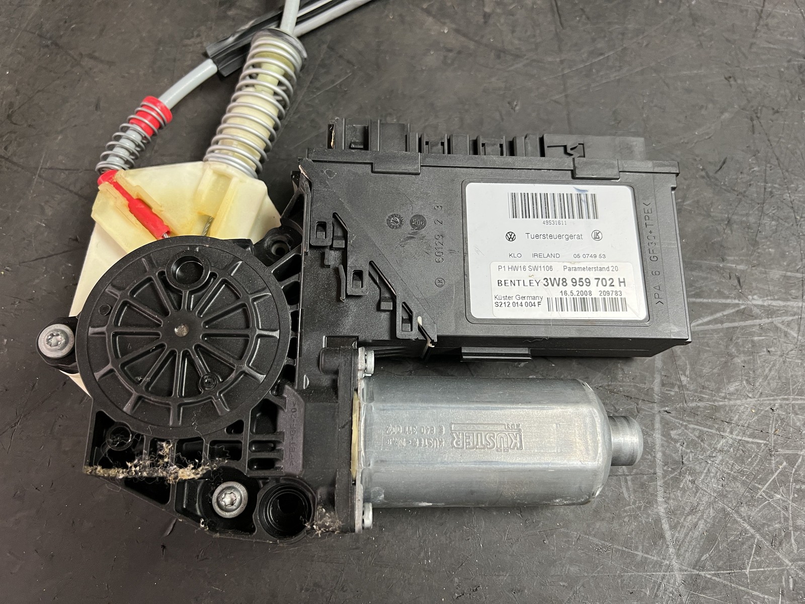 08-10 BENTLEY CONTINENTAL GT FRONT PASSENGER DOOR WINDOW REGULATOR 3W8959702