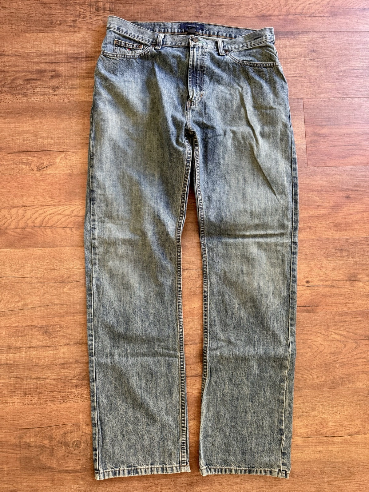 Tommy Hilfiger Classic Fit Mens Jeans 34x34 Medium Blue Wash Denim