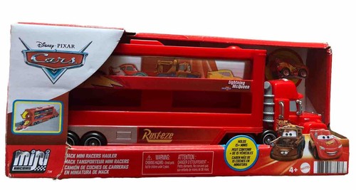 Camión Disney Pixar Cars Mack Mini Racers con Rayo McQueen NUEVO - Imagen 1 de 4