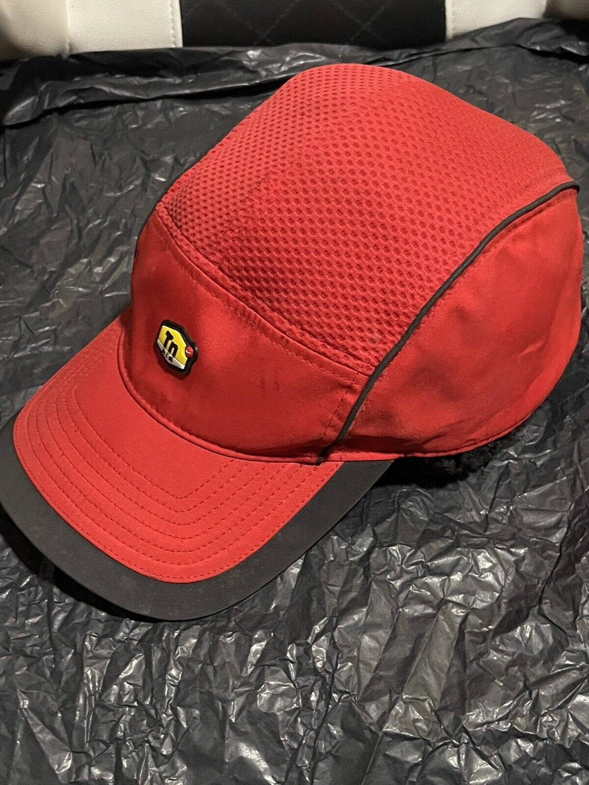 Picture 1 of 6