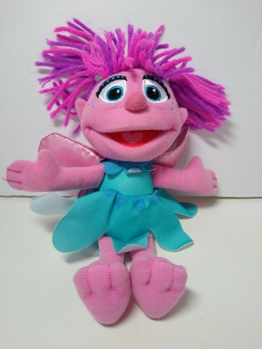 Muñeca de hadas de peluche rosa Seame Street Abby Cadabby 2013 de Hasbro de 9 - Imagen 10 de 10