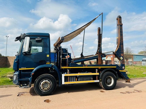 2014 (64) MERCEDES AROCS 1824 18 TON HYVALIFT EXTENDABLE SKIP LOADER, EURO 6 - Picture 4 of 20