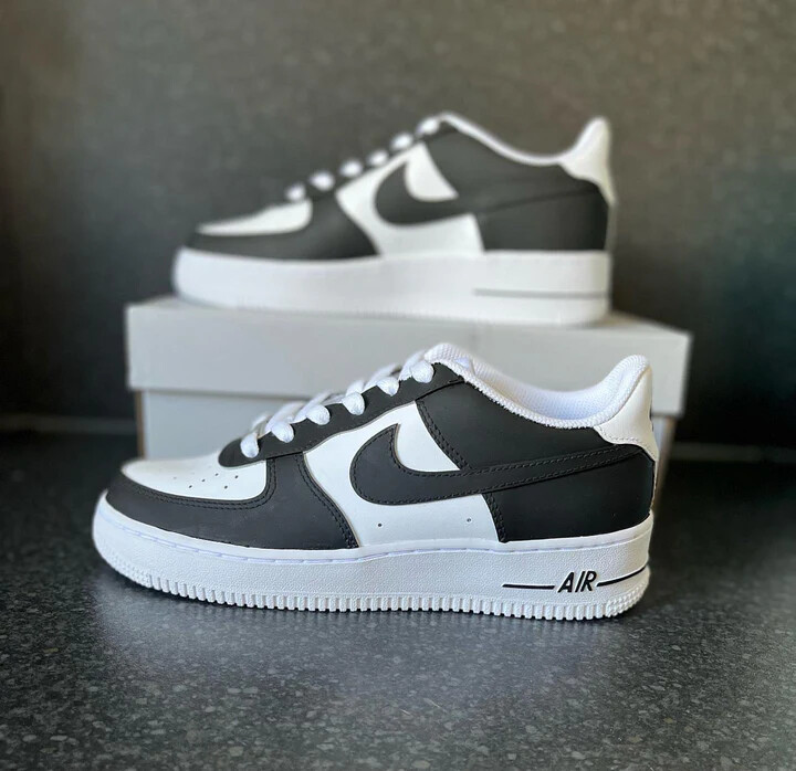 Nike Air Force 1 Custom Shoes  display picture 2