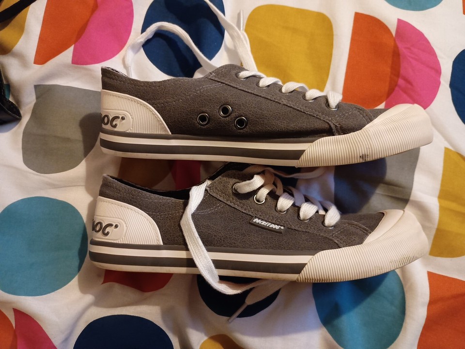 ROCKET DOG CANVAS SHOES SIZE 6 eBay