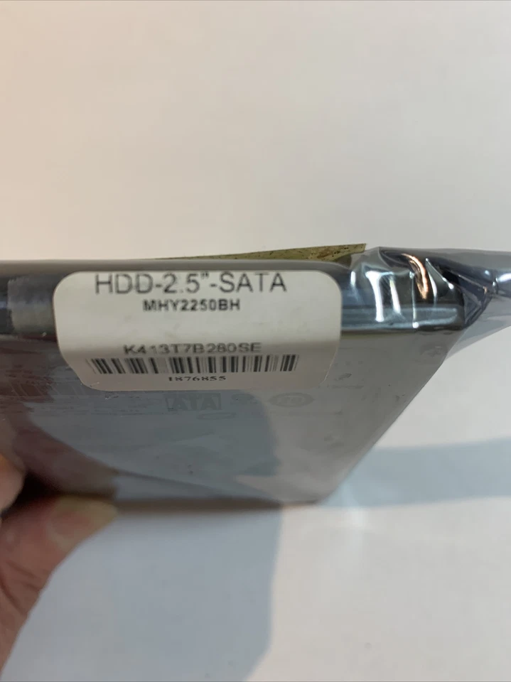 Fujitsu MHY2250 BH 250 GB Sata2.5” Hard Drive P/NCA06889-B30900C1  F/W:0080890B - Image 3 of 4