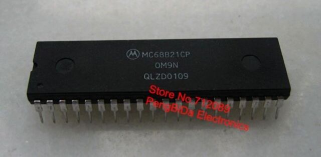 1PCS Peripheral Interface Adapter IC HITACHI DIP-40 HD63B21P