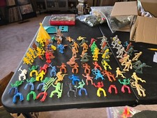 Vintage Mixed Western Cowboys  Indians Plastic 54mm Figures Tim-Mee, Marx, x80 