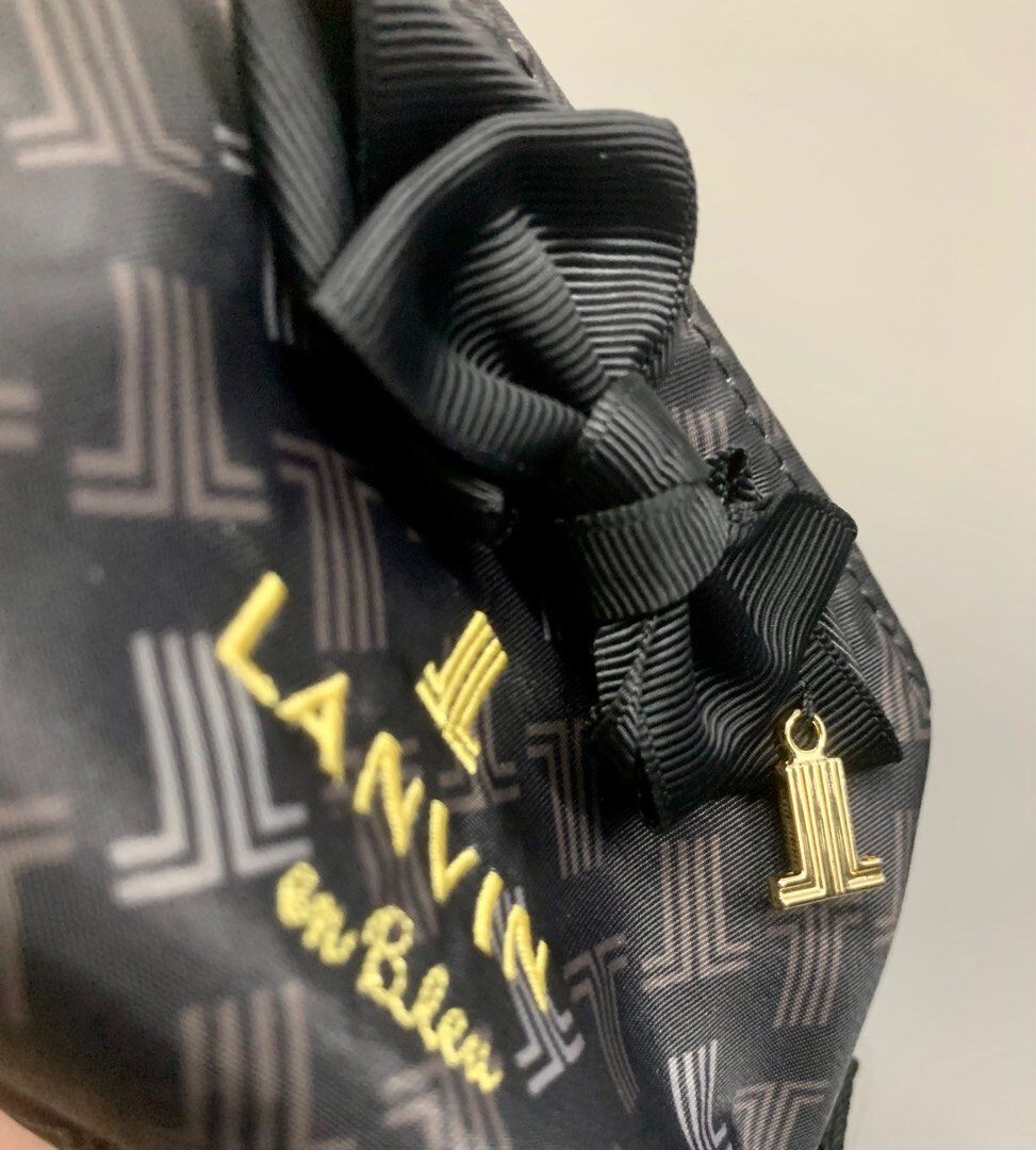 その他 LANVIN en Bleu WRAP CASE PO n Greige 548 LANVIN en Bleu WRAP CASE PO n Greige 548