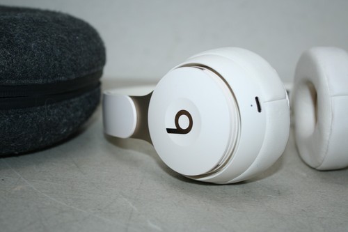 Beats Solo Pro A1881 Bluetooth Wireless Headphones -Ivory Tested/Working - Picture 2 of 10