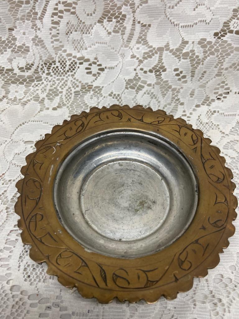 Picture 3 of 8