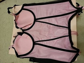 Ann Summers Vintage Pink and Black Lace Corset with Garters 34DD