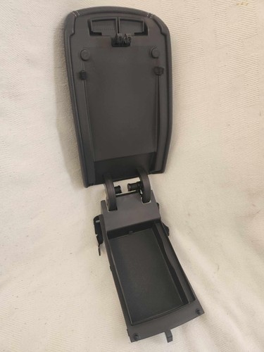 Ford Escape 2017-2019 consola central tapa con bisagra; negro; JJ5Z7806024BB - Imagen 8 de 15