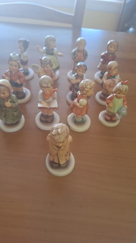 Lot of 13 Goebel club figures - Picture 6 of 6