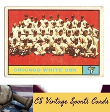 1961 Topps #7 Chicago White Sox