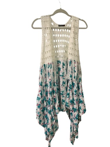 Vivid Importers Small Crochet floral high low boho fringe cardigan