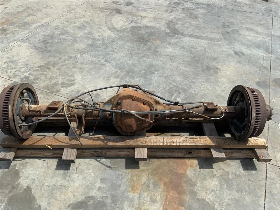 Задняя ось 1994-1999 Dodge Ram 2500 2WD 4.10 10 болтов DANA 70 OEM - Изображение 2 из 4