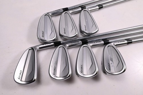 Ping i230 Irons / 4-PW / Black Dot / X-Flex Project X LZ 125 Shafts - Picture 2 of 7