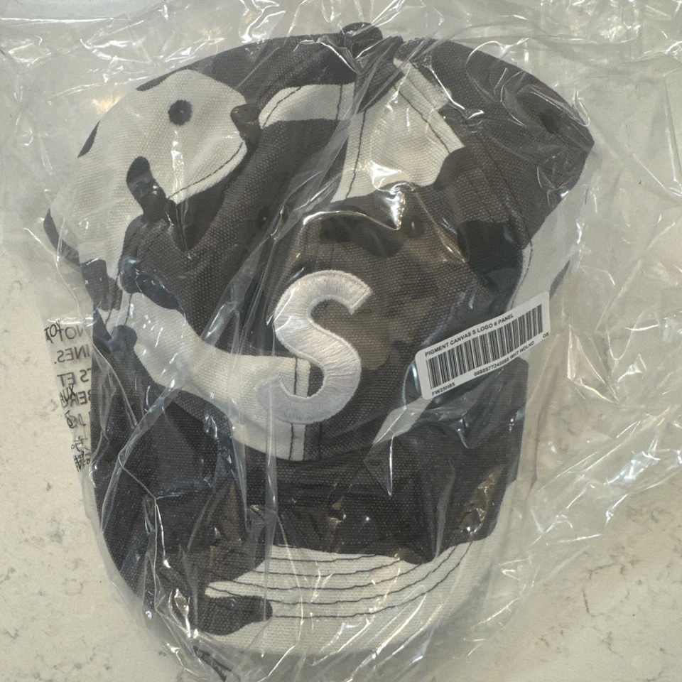 Gorra Supreme Pigment Canvas S Logo 6 Desertcmo Fw25 Foto 4 de 4