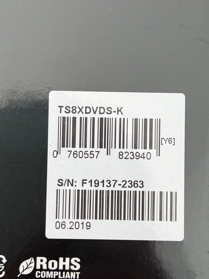Grabadora de CD/DVD portátil Transcend Slim TS8XDVDS-K Foto 3 de 4