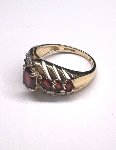 10K Gold Ruby Diamond Ring Size 7 - Picture 3 of 4