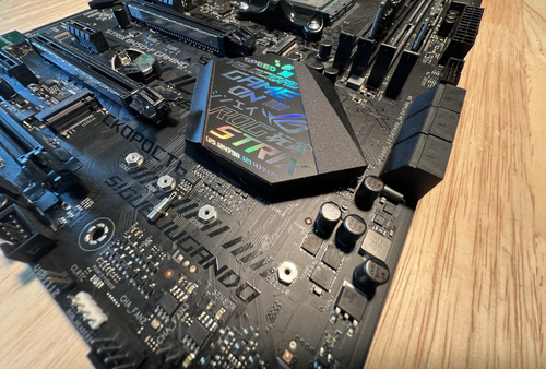CPU + Motherboard+RAM Combo: ASUS ROG STRIX B450-F GAMING + Ryzen 7 5700G + 8GB - Afbeelding 9 van 24