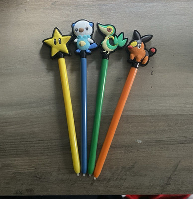 Nintendo Lot of 4 Novelty Pencils Super Mario & Pokemon Character Topper