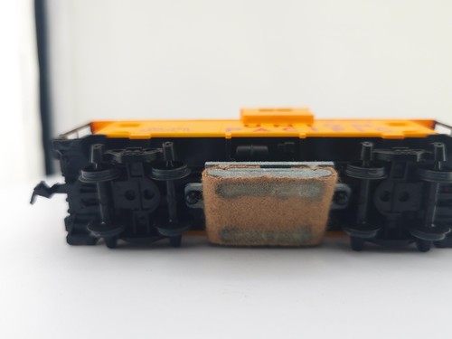 READ IHC HO Scale Action Car Train Track Cleaning Car 4355 Union Pacific Caboose - Picture 15 of 17