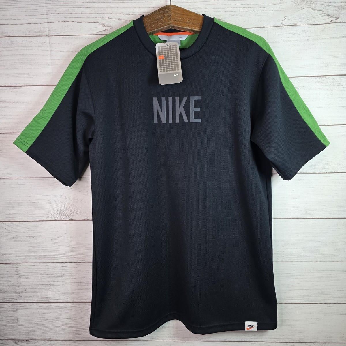 baggy nike t shirt