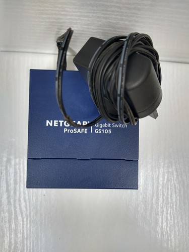 Netgear ProSafe GS105v5 - 5-portowy przełącznik gigabitowy - niebieski - Zdjęcie 2 z 18