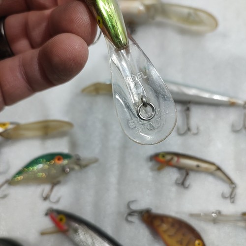 Lotto esche da pesca vintage Crankbait TUTTE RIBELLI come da ritrovamento (17) - Foto 8 di 11