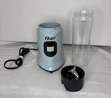 Oster Personal Blender 20 oz Travel Bottle Portable BLSTPB-RV2-000