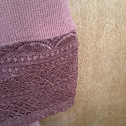 Denim & Co Britisch hellbraun Waffel Strick Tunika Top mit Spitzenbesatz Ärmel Seitenschlitze Gr. 1X - Bild 6 von 7