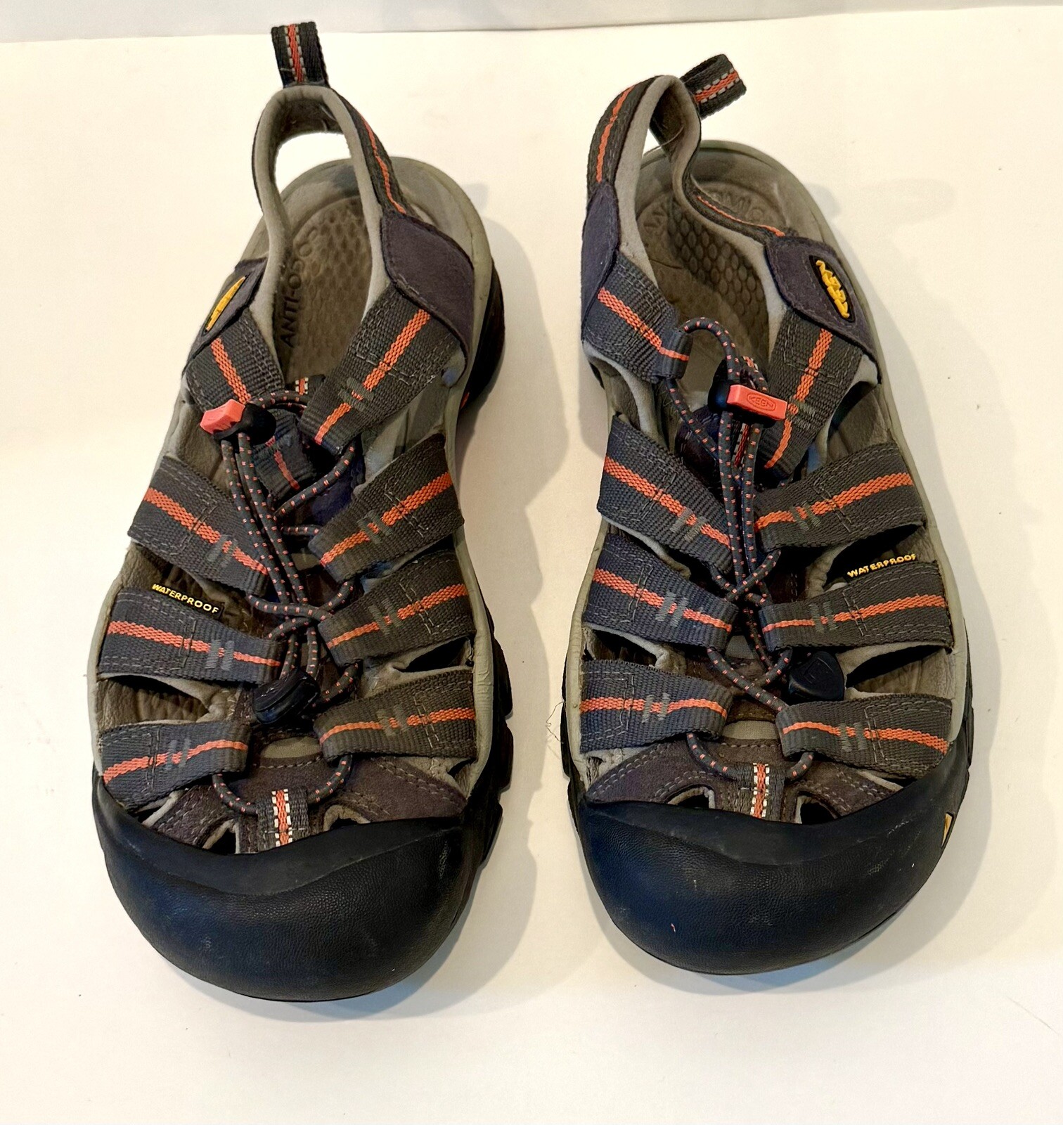 Sandalo ibrido KEEN Newport H2 donna 9 punta chiusa parte acqua escursionista originale