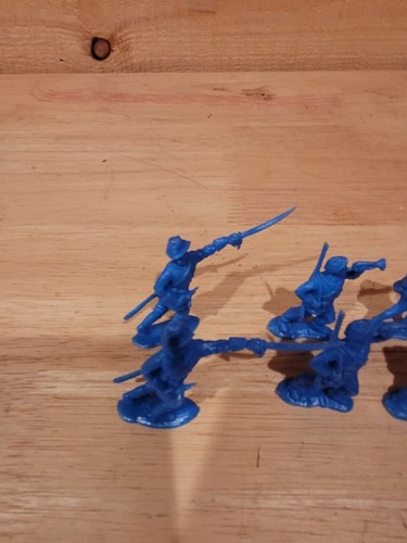 Lot Of 11 Blue Army Man 21-2 - Picture 2 of 7